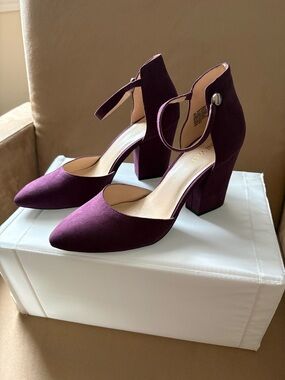 NINE WEST Women's Ankle Strap Pointed Toe Block Heel Pumps - Burgundy